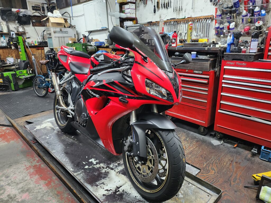 ホンダ　CBR1000RR　SC57　合格